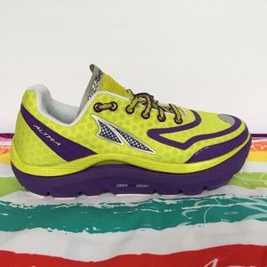 Altra Sneakers Running Shoes womens 6